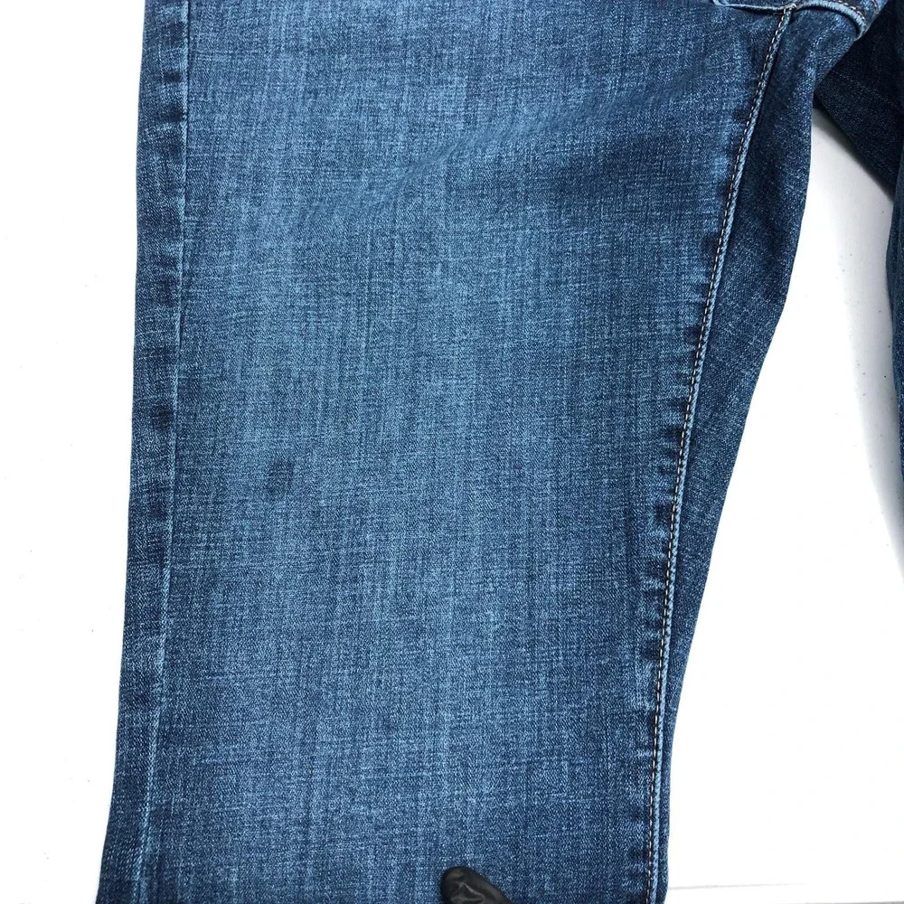 Levis Classic Bootcut Jeans Womens 14M 32x32 Blue Stretch Denim Mid Rise Casual - Picture 13 of 15